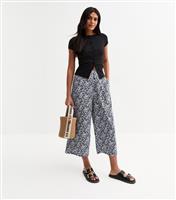 Women's Blue Ditsy Print Cropped Trousers New Look
