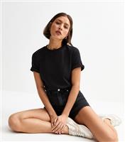 Women's Black Frayed Raw Hem Denim Shorts New Look