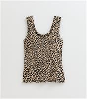 Women's Petite Brown Leopard Print Scoop Neck Vest New Look