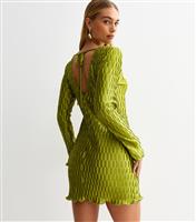 Women's Green Plisse Tie Back Long Sleeve Mini Dress New Look