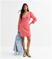 Women's Red Gingham V-Neck Mini Dress New Look