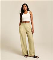 Women's Light Khaki Wide Leg Pleated Trousers New Look