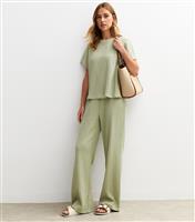 Women's Soft Touch Green Textured Wide Leg Trousers New Look