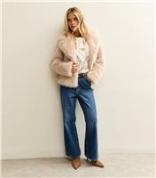 Women's Petite Cream Faux Fur Jacket New Look