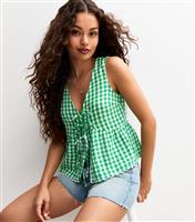 Women's Petite Green Gingham Tie Front Top New Look