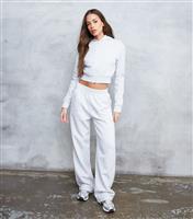 Women's Light Grey Cropped Hoodie WKNDGIRL New Look