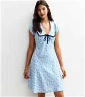 Women's Light Blue Floral Print Collared Mini Dress New Look