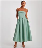 Women's Green Bandeau Skater Dress Quiz New Look