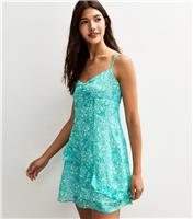 Women's Green Daisy Print Chiffon Floral Print Mini Dress New Look