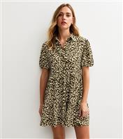 Women's Khaki Animal Print Crinkled Tiered Mini Dress New Look