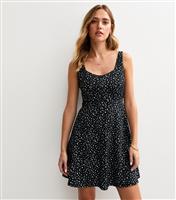 Women's Black Crinkled Jersey Floral Print Mini Dress New Look