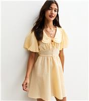 Women's Yellow Gingham Crinkle Texture Collared Puff Sleeve Mini Dress New Look