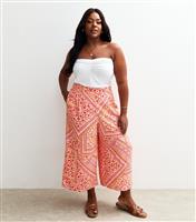 Women's Plus Size Pink Floral Scarf Print Wide Leg Cropped Trousers Curves New Look