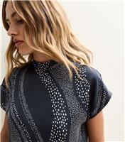 Women's Blue Swirl Polka Dot Print T-Shirt New Look