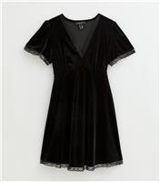 Women's Petite Velvet Lace Tea Mini Dress New Look