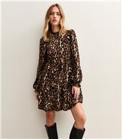 Women's Brown Crinkled Leopard Print Smock Mini Dress New Look