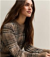 Women's Petite Brown Fluffy Check Jumper New Look