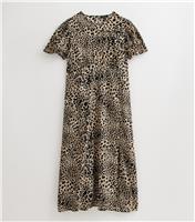 Women's Plus Size Brown Leopard Crepe Short Sleeve Midi Dress Curves New Look