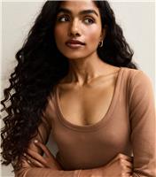 Women's Petite Black Ribbed Jersey Scoop Neck Top New Look