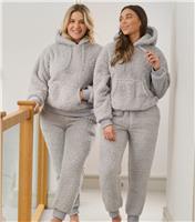 Women's Light Grey Borg Hoodie And Jogger Lounge Set Loungeable New Look