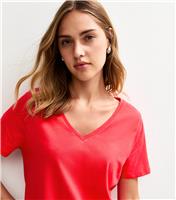 Women's Bright Red Relaxed Fit V-Neck T-Shirt New Look