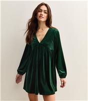 Women's Petite Dark Green Velvet Smock Mini Dress New Look