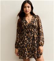 Women's Petite Chiffon Animal Print Long Sleeve Mini Dress New Look