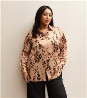 Women's Plus Size Pink Leopard Print Print Satin Shirt Curves New Look