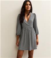 Women's Black Gingham Print Crinkle Texture Wrap Mini Dress New Look