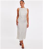 Women's Petite Cream Polka Dot Satin Midaxi Dress Quiz New Look
