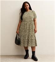 Women's Plus Size Green Animal Print Tie Back Midi Dress Curves New Look