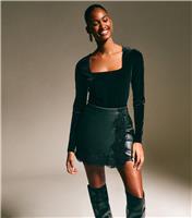 Women's Black Velvet Square Neck Bodysuit New Look