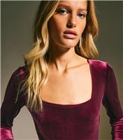 Women's Burgundy Velvet Square Neck Bodysuit New Look