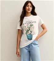 Women's White Bouquets Botaniques Print Relaxed T-Shirt New Look