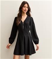 Women's Black Long Sleeve Godet Mini Dress New Look