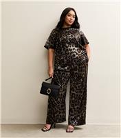 Women's Plus Size Pewter Animal Print Wide Leg Trousers Curves New Look