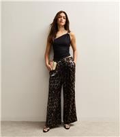Women's Petite Silver Soft Touch Animal Print Wide Leg Trousers New Look