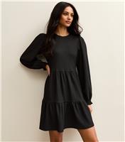 Women's Black Crinkled Tiered Mini Dress New Look