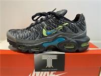 Nike Air Max Plus TN ~ DJ6896 070 ~ Adult Size Uk Size 5 ~ Euro 38