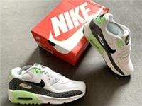 New Genuine Authentic Nike Air Max 90 GS White Vapor Green Trainers Size UK 6
