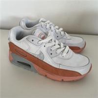 Nike Air Max 90 SE Low White Light Madder Root UK 1 EUR 33 (DM0957100) BNIB