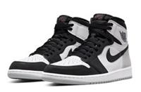 Nike Air Jordan 1 Retro High OG Bleached Coral UK 14 US 15 EUR 49.5 555088-108