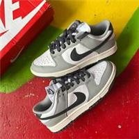 NIKE DUNK LOW LIGHT SMOKE GREY WOMENS UK4.5 🩶 UNDER RRP 🛍️ FAST SHIPPING