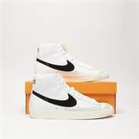 NIKE Blazer Mid '77 Women's White SIZE 9.5 Trainers