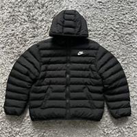 Nike Synthetic Fill Jacket Junior Boys Girls Black Size XL RRP £80