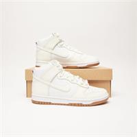 NIKE Dunk High Women's White SIZE 5.5 Trainers