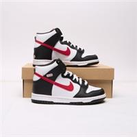 NIKE Dunk High Junior White SIZE 4.5 Trainers