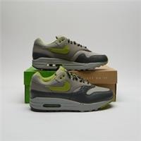 NIKE x HUF Air Max 1 Women's Grey SIZE 4.5 Trainers