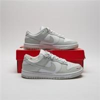 NIKE Dunk Low Women's White/Grey SIZE 4 Trainers