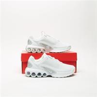 NIKE Air Max Dn Junior White SIZE 3.5 Trainers